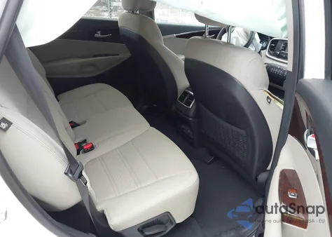 2017 Kia Sorento 3.3L Lx z USA, uszkodzony, nr VIN 5XYPGDA53HG197246